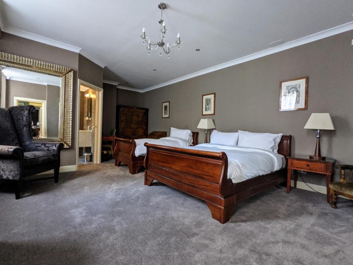 Angel And Royal Hotel Grantham Dış mekan fotoğraf